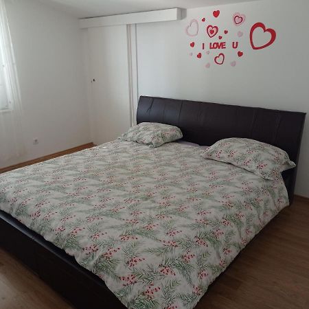 Apartment Matej Stobrec Luaran gambar